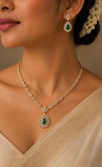 Eterna Emerald AD Necklace Set